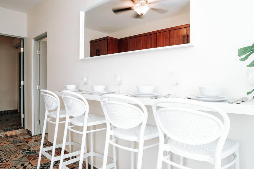 Appartement Comfy & Bright Apt @ Calle Loiza - Walk To Beach / Calle Loiza Abajo -N à San Juan Extérieur photo