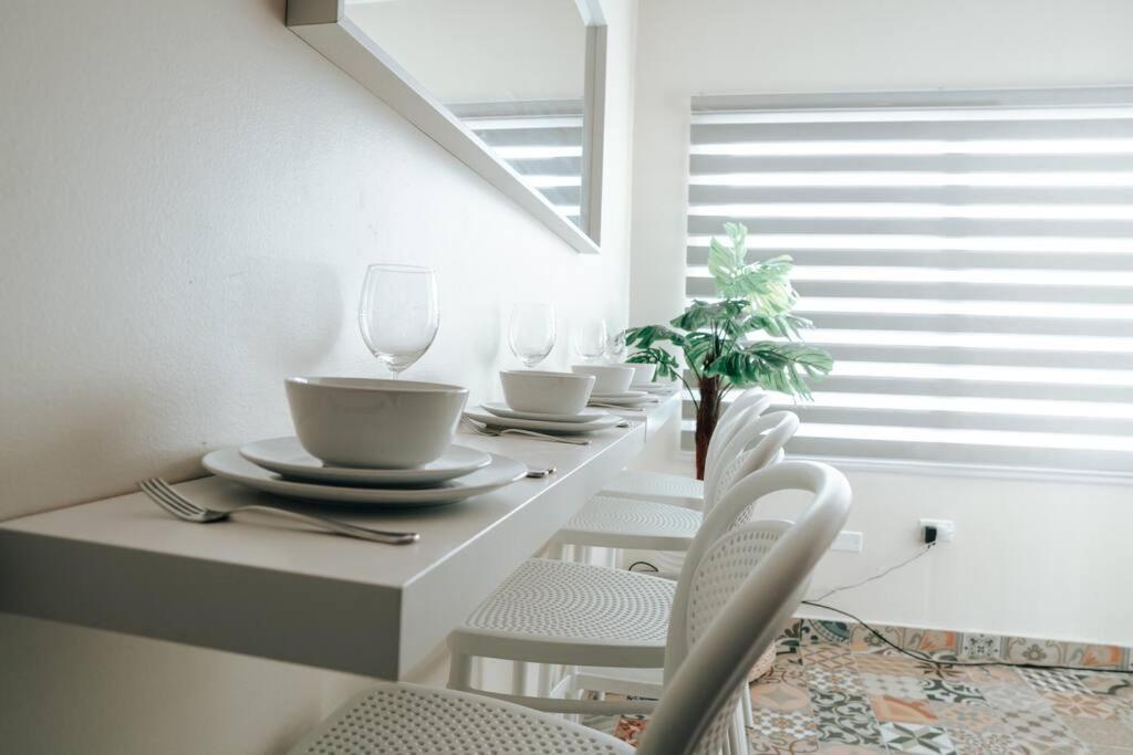 Appartement Comfy & Bright Apt @ Calle Loiza - Walk To Beach / Calle Loiza Abajo -N à San Juan Extérieur photo